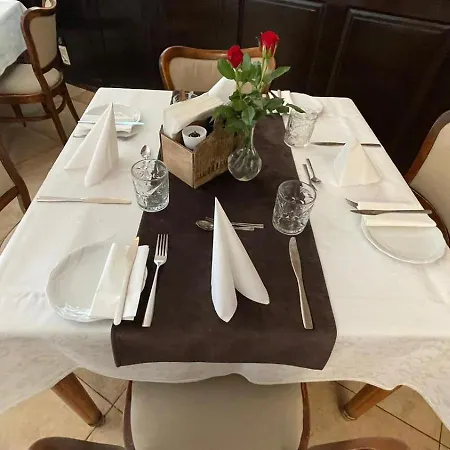 Готель Zamkowy 3*