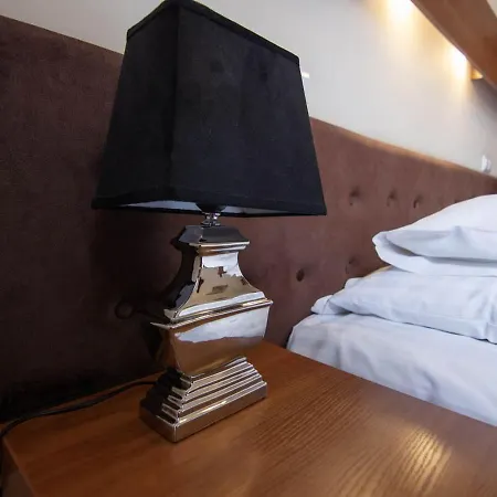 Zamkowy فندق فاوبجه