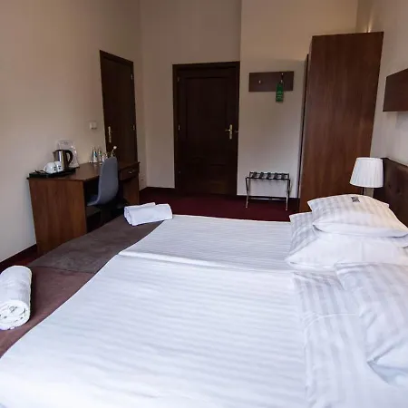 מלון Zamkowy ואלבריץ'