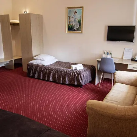 Zamkowy מלון ואלבריץ'