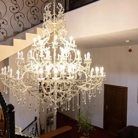 Zamkowy فندق فاوبجه